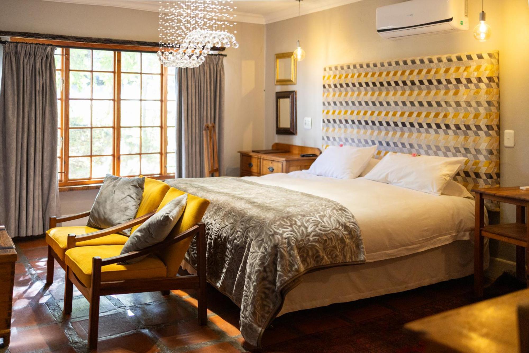 De Opstal Country Lodge Oudtshoorn Extérieur photo