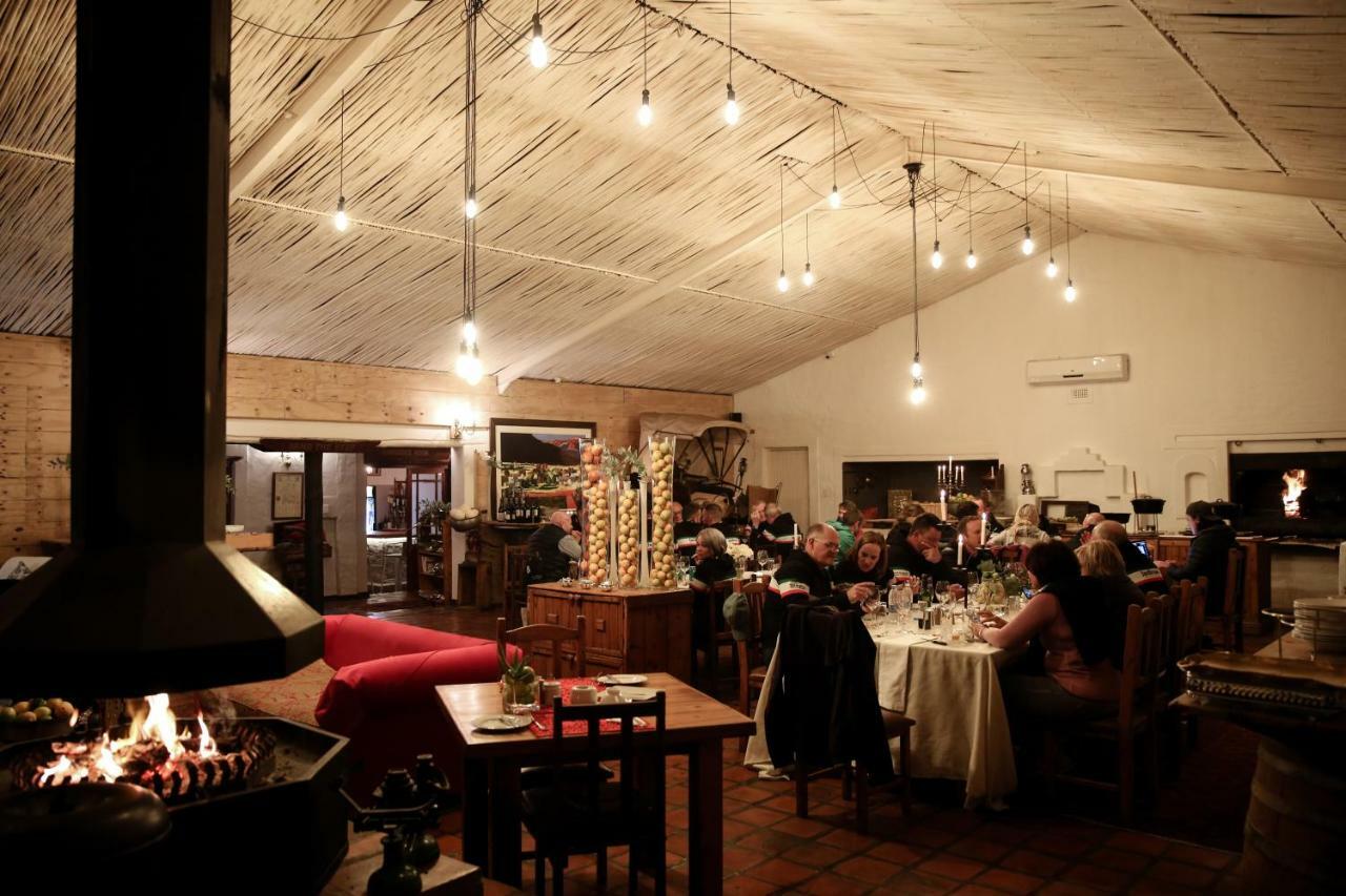 De Opstal Country Lodge Oudtshoorn Extérieur photo