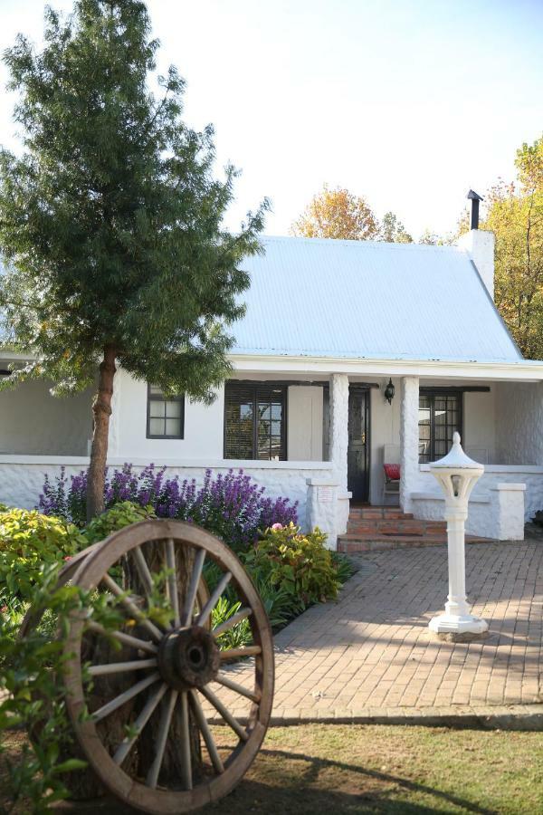 De Opstal Country Lodge Oudtshoorn Extérieur photo